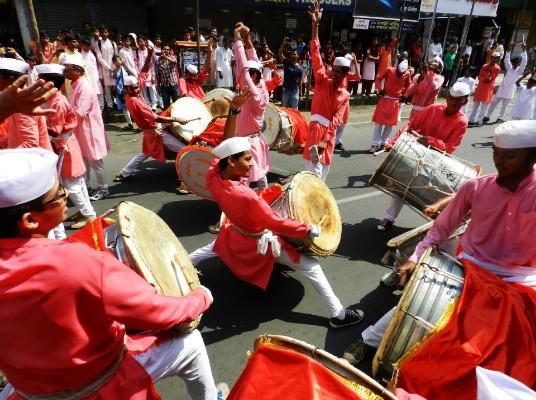 dhol-and-lezim